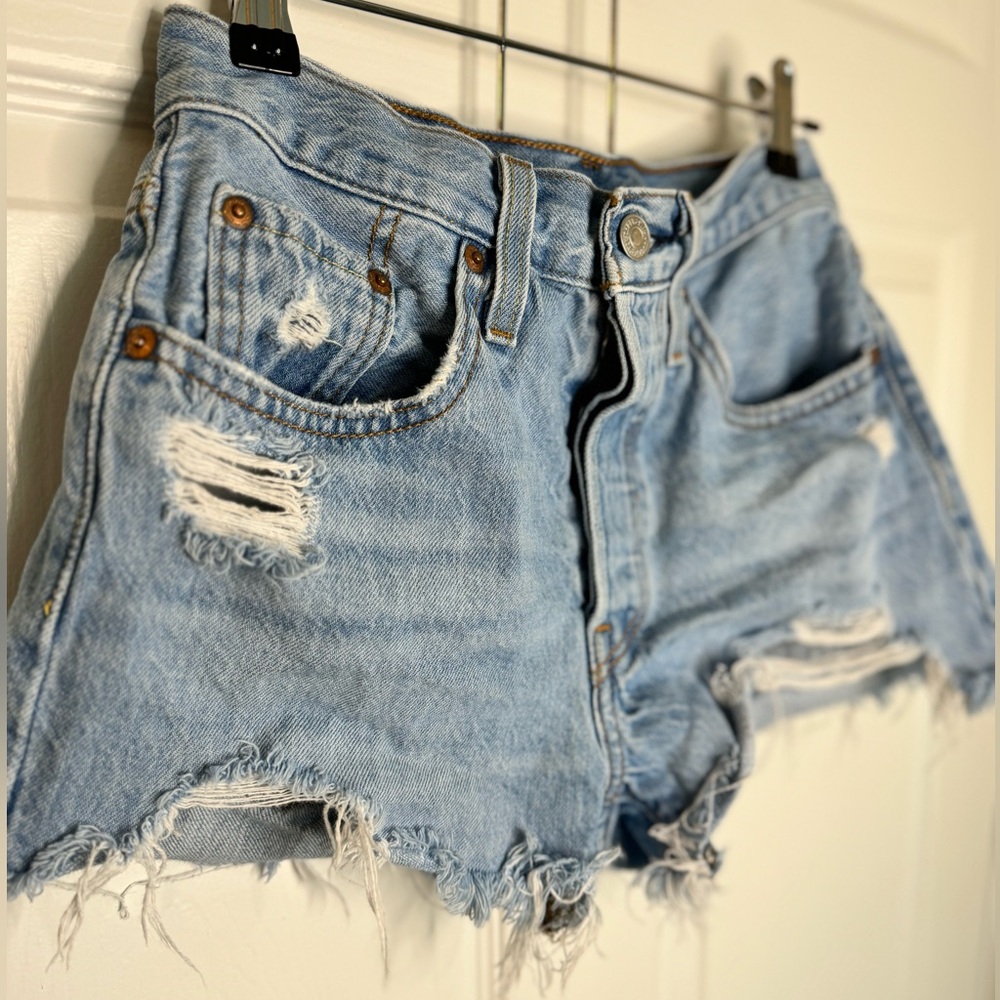 Levi’s 501 shorts